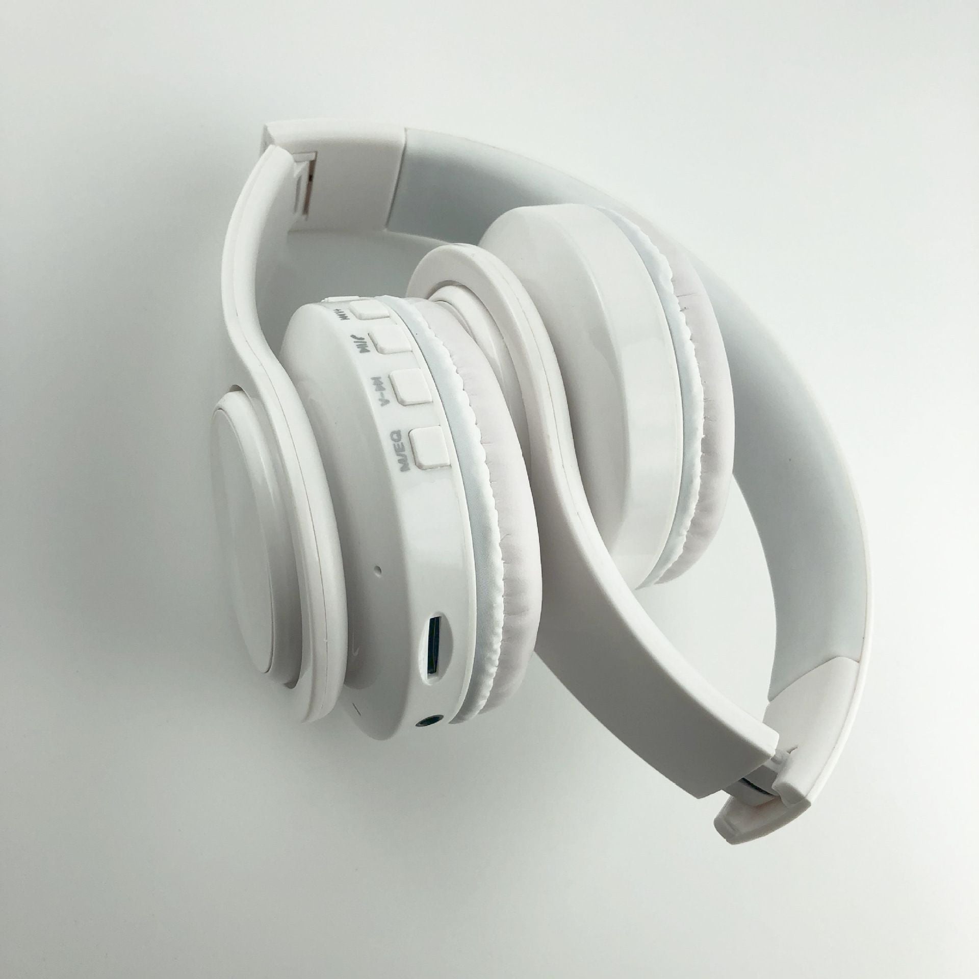 HIFI Wireless Headphones Bluetooth Stereo Headset Music Headset FM SD Card Sport Headphone with Mic for PC
